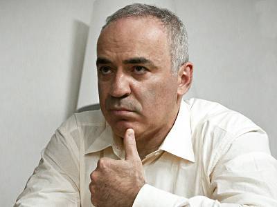 Алексей Навальный - "Серьезный вызов для Кремля": Каспаров рассказал, зачем отравили Алексея Навального - sobesednik.ru - Россия - Белоруссия - Хабаровск