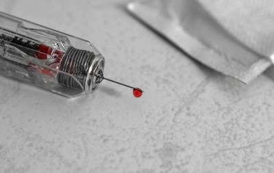 Алексей Хрипун - Назван интервал между прививками от гриппа и COVID-19 - live24.ru - Москва - Россия