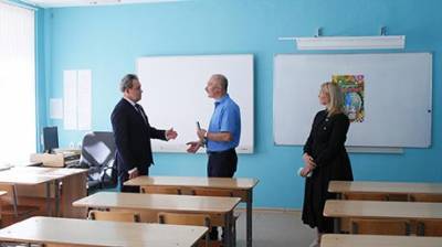 Валерий Лидин оценил готовность к учебному году школы № 28 - penzainform.ru - Пензенская обл.