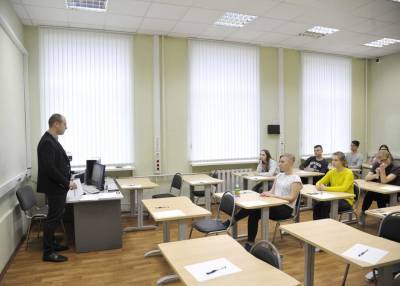 В России падает популярность коммерческих вузов – СМИ - m24.ru - Россия - Санкт-Петербург - респ. Татарстан