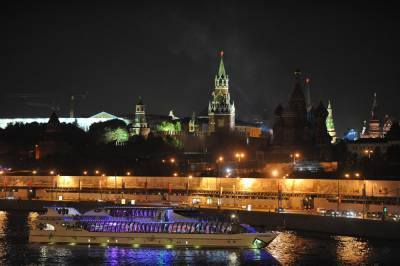 Более 30 объектов получили новую художественную подсветку в Москве - vm.ru - Москва