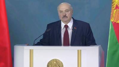 Александр Лукашенко - Лукашенко - "Лично готов к любым изменениям" Лукашенко ответил на призыв оппозиции вернуть старую Конституцию - ru.espreso.tv - Белоруссия - Конституция