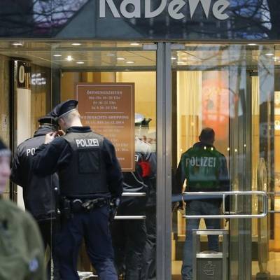 Полиция Берлина проверяет возможную связь между нападениями на отделения банков - radiomayak.ru - Берлин