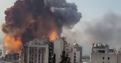 МВД Ливана: В порту Бейрута взорвалась аммиачная селитра - ren.tv - Ливан - Бейрут