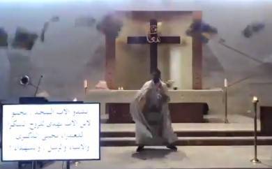 В Сети появилось видео церковной службы во время взрыва в Бейруте - gazeta.a42.ru - Россия - Бейрут
