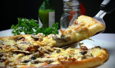 Итальянец призвал запретить гавайскую пиццу в России - argumenti.ru - Россия