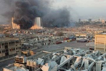 Игорь Гречушкин - В Бейруте взорвалось 2750 тонн селитры с судна, принадлежавшего бизнесмену из Хабаровска - rusjev.net - Хабаровск - Ливан - Бейрут - Мозамбик - Бейрут