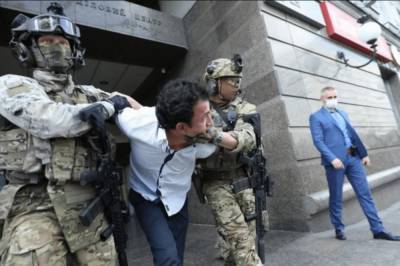 Сухроб Каримов - Суд избрал меру пресечения террористу Каримову, который захватил банк в Киеве - newsone.ua - Киев