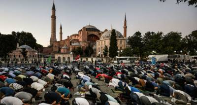 Реджеп Эрдоган - Внезапно умер муэдзин переделанного в мечеть собора Святой Софии в Стамбуле - ru.armeniasputnik.am - Турция - Стамбул