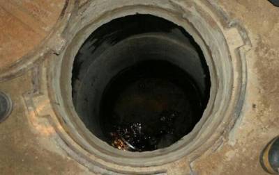 На Киевщине три человека погибли при чистке канализации - korrespondent.net - Украина - Киевская обл. - Индия