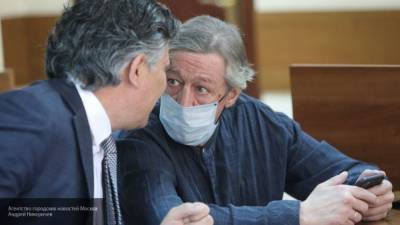 Михаил Ефремов - Свидетель ДТП с Ефремовым рассказал о таинственном пассажире - politros.com - Москва