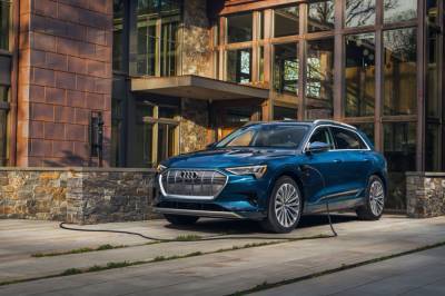Audi e-tron 2021 года получит прибавку к запасу хода (с 330 до 360 км) и подешевеет на $9 тыс. - itc.ua - США