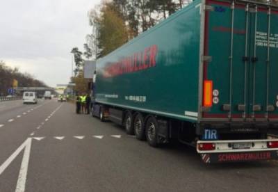 В Киев ограничили въезд крупногабаритного транспорта - facenews.ua - Киев