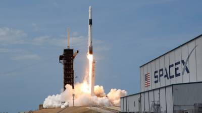 Atlas V (V) - Ракета с 57 спутниками стартовала с космодрома в США - russian.rt.com - США