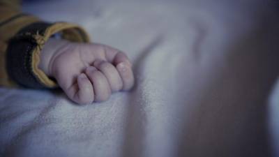 В Приморье скончался обварившийся кипятком младенец, родители которого не обратились за медпомощью - piter.tv - Приморье край - Волгоград - район Черниговский