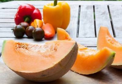 Врачи рассказали, какие продукты нельзя сочетать с дыней - facenews.ua