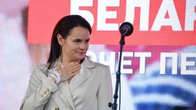 Александр Лукашенко - Виктор Бабарико - Светлана Тихановская - Соперница Лукашенко на выборах отказалась призывать сторонников выйти на улицы - gazeta.ru - Белоруссия