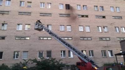 В пожаре на улице Маршала Тухачевского пострадали две женщины - piter.tv - Санкт-Петербург