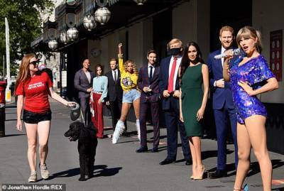 Дональд Трамп - Борис Джонсон - Елизавета II - принц Гарри - Меган Маркл - Свифт Тейлор - Восковые фигуры Музея мадам Тюссо в Лондоне выставили на улицу - rbnews.uk - США - Лондон