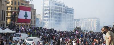 Армия Ливана освободила от протестующих здания еще трех министерств в Бейруте - runews24.ru - Ливан - Бейрут - Бейрут
