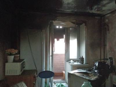 В МЧС рассказали подробности пожара с пострадавшим в Смоленске - rabochy-put.ru - Смоленск - Смоленская обл.