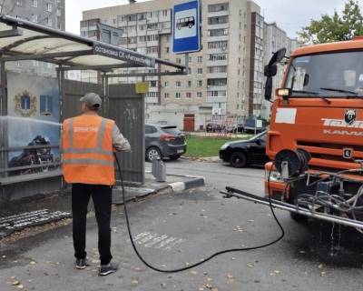 Карл Маркс - В областном центре продолжается дезинфекция остановок и общественного транспорта - ulpravda.ru - Ульяновск - Ленинск - район Заволжский, Ульяновск - район Железнодорожный