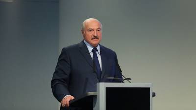 Александр Лукашенко - Лукашенко пригрозил закрыть границы Белоруссии для стран Запада - riafan.ru - Россия - Белоруссия - Барановичи - Таллин