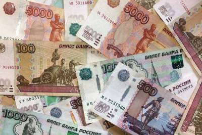 Почти 11 тысяч омичей заработали за год миллион рублей - smartmoney.one - Омская обл.
