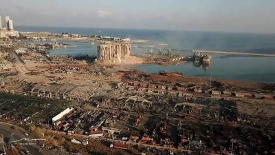 В порту Бейрута начался сильный пожар - Cursorinfo: главные новости Израиля - cursorinfo.co.il - Израиль - Ливан - Бейрут