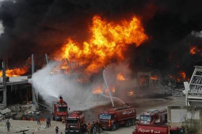 Марван Аббуд - В порту Бейрута вновь вспыхнул масштабный пожар - vkcyprus.com - Ливан - Бейрут