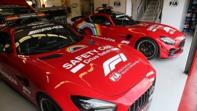 На Гран-при Тосканы автомобиль безопасности окрасят в честь Ferrari - russian.rt.com