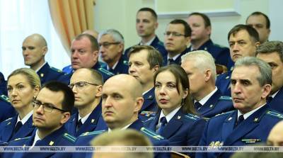 Александр Лукашенко - Лукашенко поручил внести предложения о повышении статуса прокурорских работников - belta.by - Белоруссия