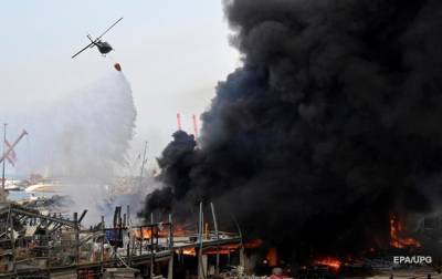 Пожар в порту Бейрута перекинулся на склад с продуктами - korrespondent.net - Украина - Ливан - Бейрут