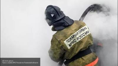 Здание Ростехнадзора в Екатеринбурге охвачено огнем - newinform.com - Екатеринбург