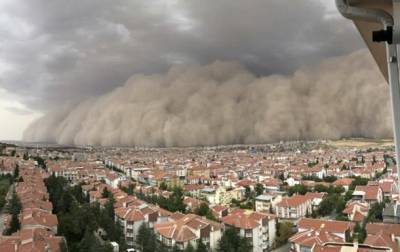 В Турции бушует ураган и песчаная буря - korrespondent.net - Турция - Анкара