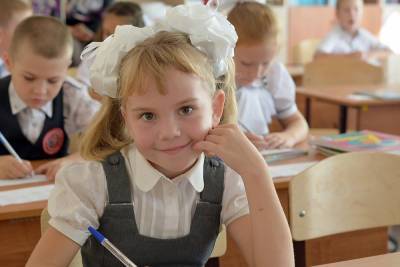 В Роспотребнадзоре рассказали, когда школы вернутся к обычному режиму работы - abnews.ru - Санкт-Петербург