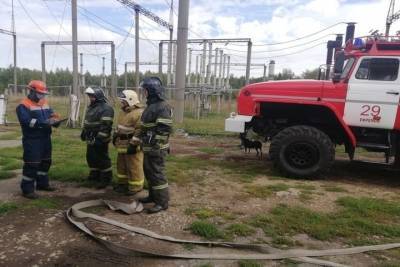 Тульские спасатели отработали пожаротушение в энергосистеме - tula.mk.ru - Тула - Ефремов