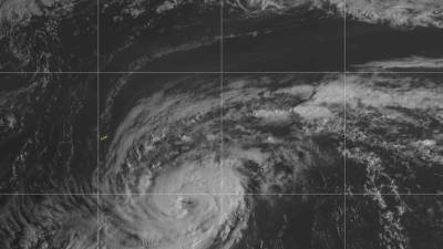 На Бермудах готовятся к урагану «Полетта», на побережье США – к шторму «Салли» - golos-ameriki.ru - США - Бермуды