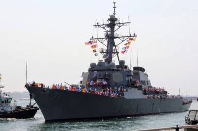 Силы Балтийского флота отслеживают действия американского эсминца Ross - aif.ru - Россия - США