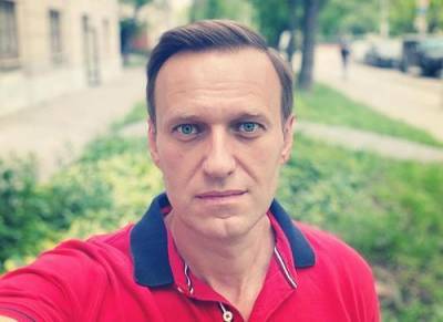Алексей Навальный - Представители клиники Charite сообщили об улучшении состояния Навального: начал вставать с постели - argumenti.ru - Германия - Берлин - Омск - Berlin