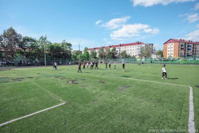 На стадионе у школы №8 Южно-Сахалинска обновят покрытие - sakhalin.info - Южно-Сахалинск - Синегорск
