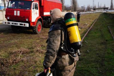 Мощный взрыв под Киевом, разорвало газопровод, поставляющий газ в Европу: "Подходить опасно", кадры с места - kiev.politeka.net - Киев