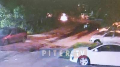 Возгорание машины на проспекте Энгельса попало на видео - piter.tv - Санкт-Петербург - р-н Выборгский