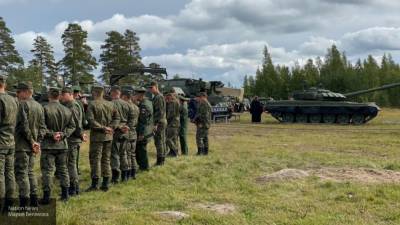 Подразделения ЗВО ликвидировали пункты противника на учениях в Ленобласти - politros.com - Ленинградская обл.