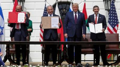 Дональд Трамп - Махмуд Аббас - Трамп анонсирует соглашения с Израилем еще «семи-девяти» стран - anna-news.info - США - Вашингтон - Израиль - Саудовская Аравия - Эмираты - Палестина - Эр-Рияд - Бахрейн - Персидский Залив