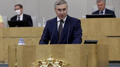 Олег Нилов - Валерий Фальков - «Давайте пообсуждаем…» Министр науки РФ выступил против моратория на рост платы за обучение в вузах - newdaynews.ru - Россия