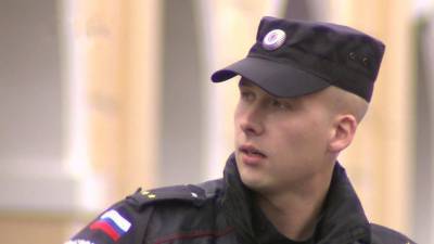 Дмитрий Зайцев - Настоящим ангелом-хранителем стал для нескольких человек полицейский из Санкт-Петербурга - 1tv.ru - Санкт-Петербург