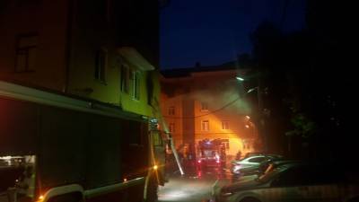 В Твери пожарные спасли из горящей квартиры четверых человек - afanasy.biz - Тверь - Тверская обл.