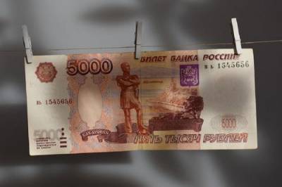Экономист Ахапкин считает, что невозврат кредитов населением ударит не только по банкам - argumenti.ru - Россия