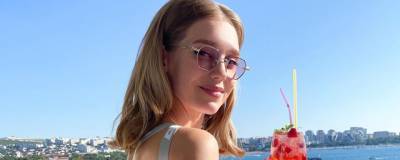 Кристина Асмус - Иван Охлобыстин - Кристина Асмус дала повод обсудить свой образ и новое тв-шоу - runews24.ru - Геленджик
